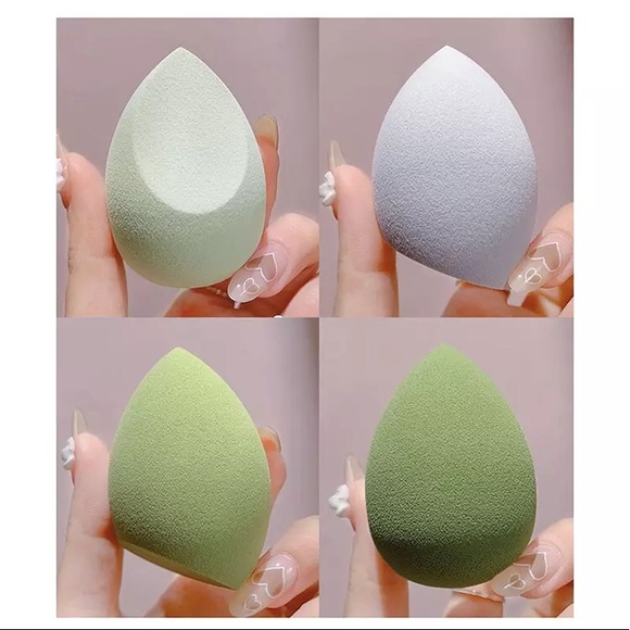 NEW!! Green Beauty Blender Set - Picture 2 of 2